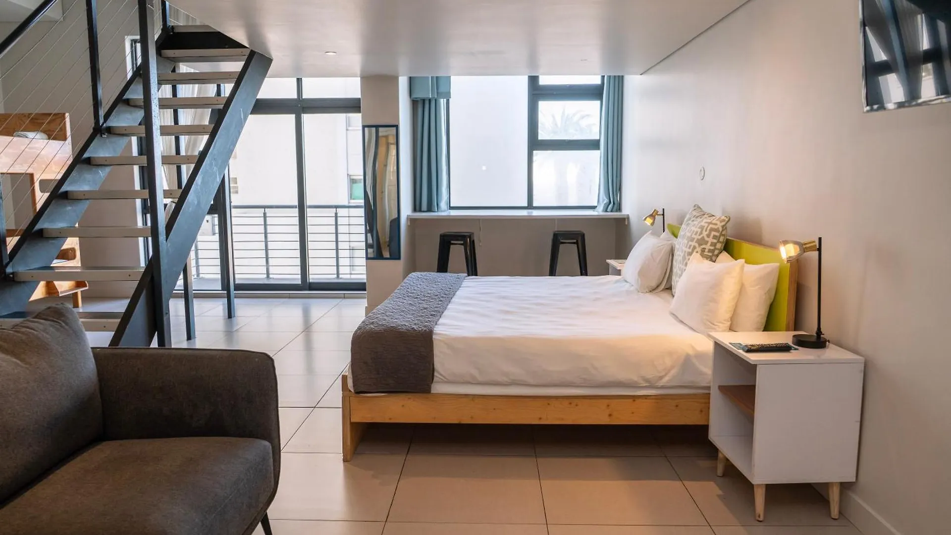 ***  Mojo Hotel & Market South Africa